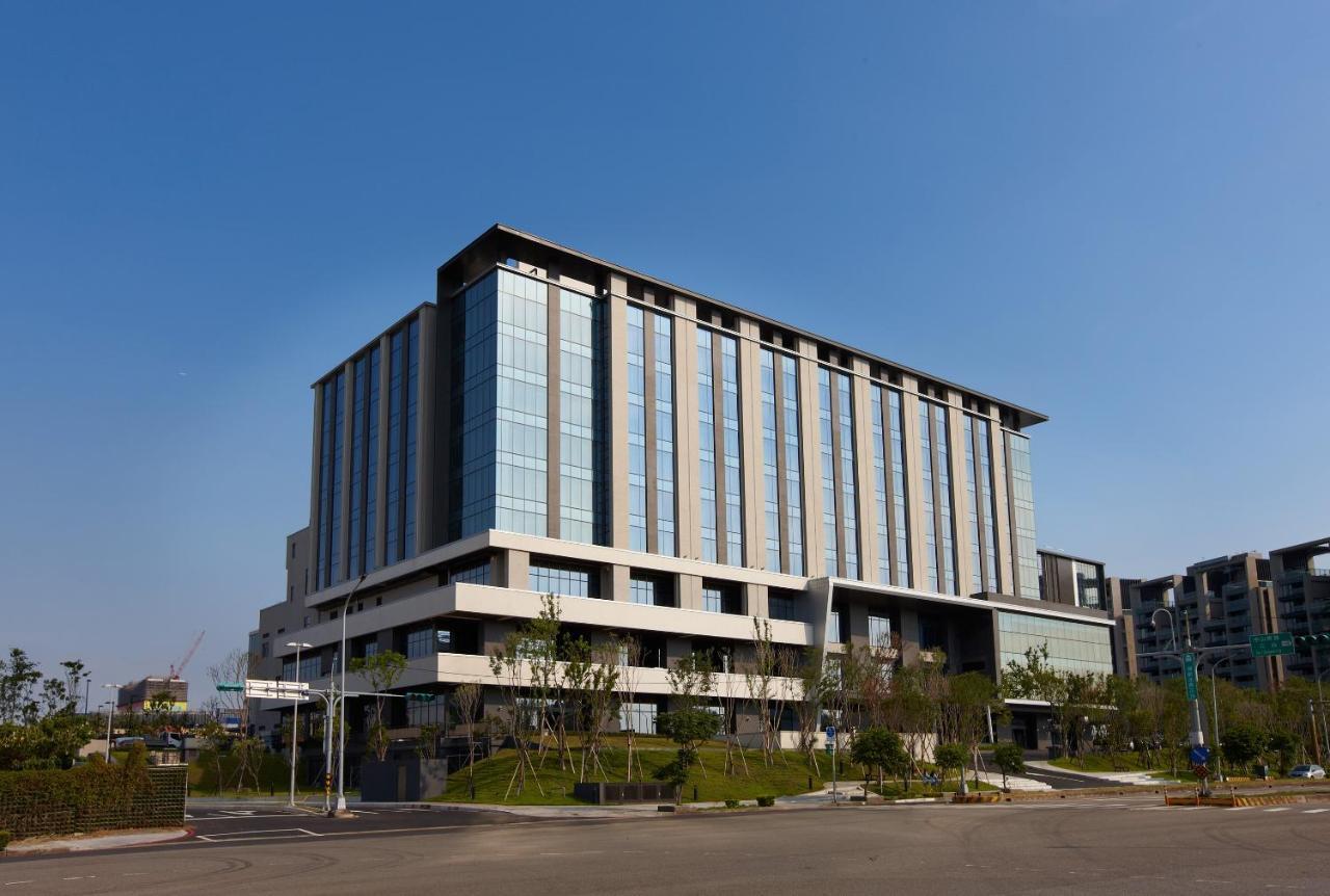 Cozzi Blu Hotel Zhongli Exterior photo Kaohsiung Medical University Hospital